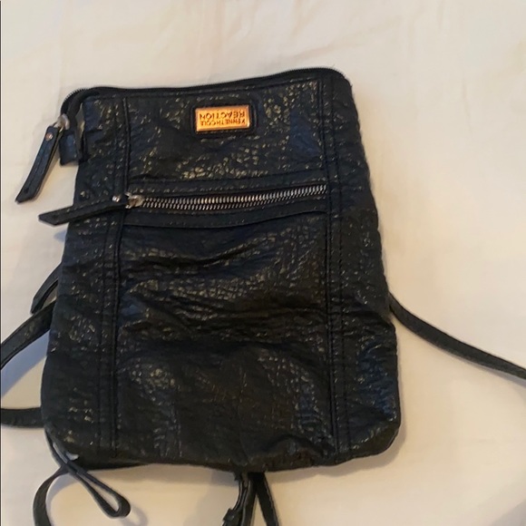 Good condition Kenneth Cole Reaction handbag - Picture 4 of 4